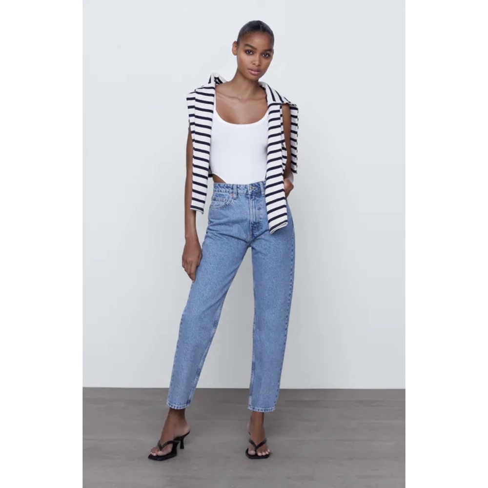 Zara Mom Fit Jeans
